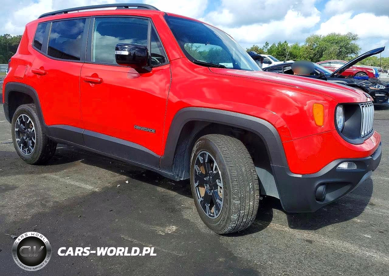 2023 Jeep Renegade Latitude VIN:ZACNJDB17PPP68088 - 4