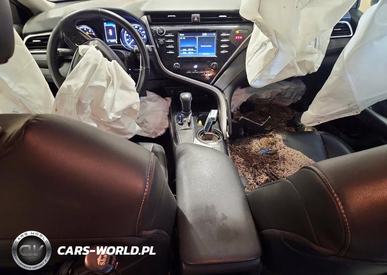 2018 Toyota Camry Se VIN:4T1B11HKXJU628395 - 8