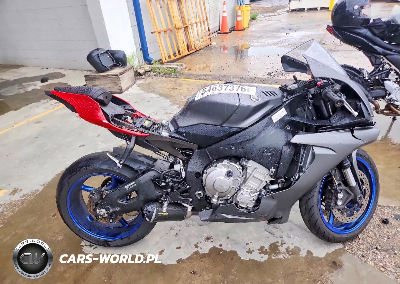2015 Yamaha Yzfr1