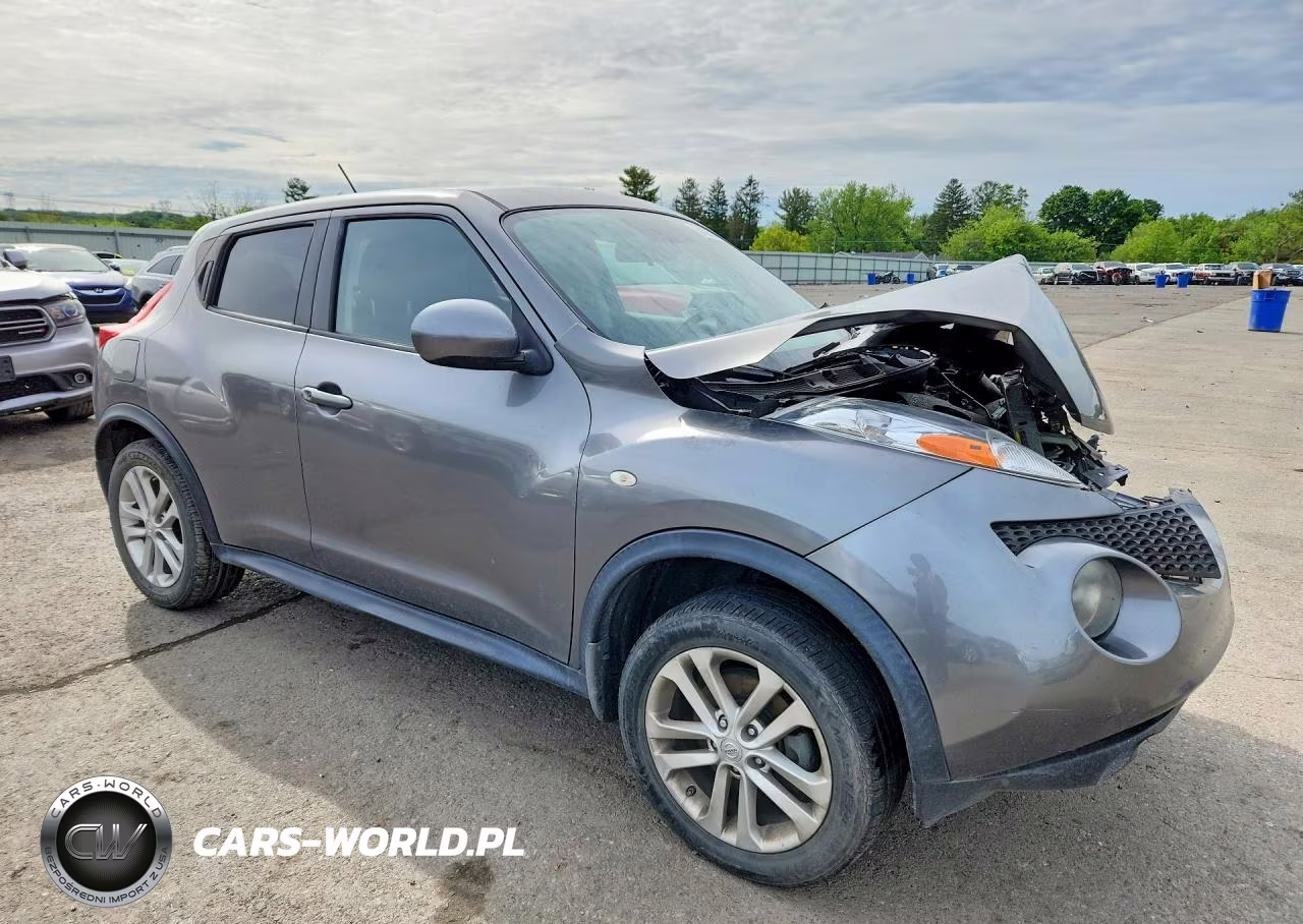 2011 Nissan Juke S VIN:JN8AF5MR6BT022292 - 4