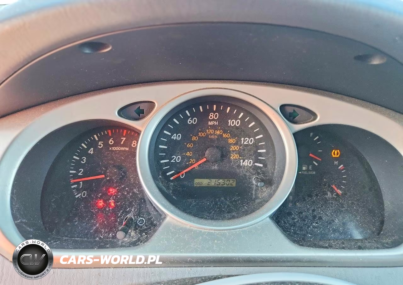 2004 Toyota Highlander Base VIN:JTEEP21AX40011884 - 9