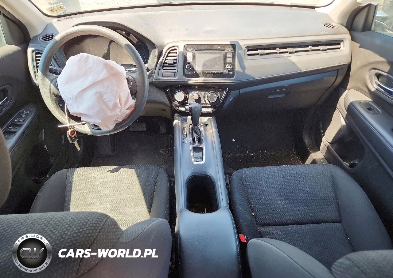 2018 Honda Hr-V Lx VIN:3CZRU6H32JM729946 - 8