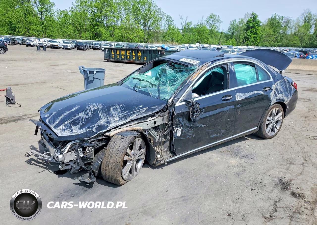 2020 Mercedes-Benz 300 C
