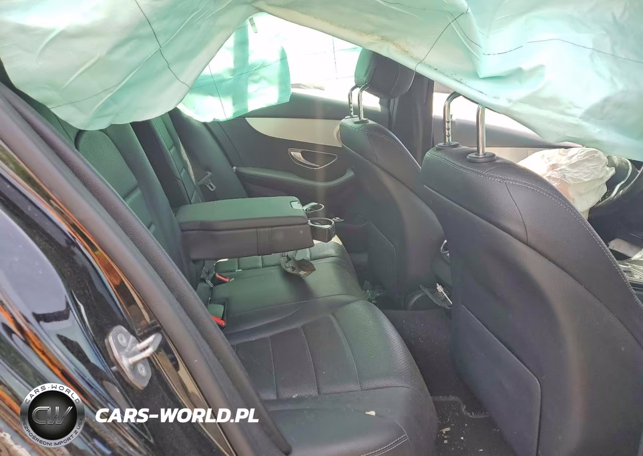 2020 Mercedes-Benz 300 C VIN:W1KWF8EB7LR593184 - 10
