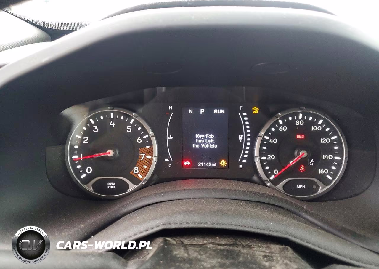 2023 Jeep Renegade Latitude VIN:ZACNJDB15PPP58904 - 9