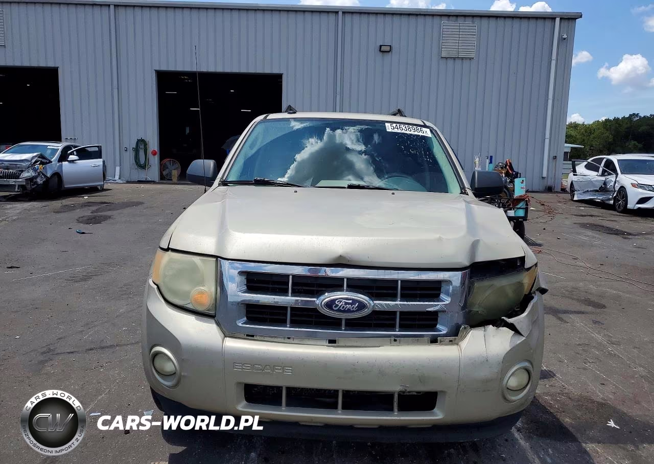 2010 Ford Escape Xlt VIN:1FMCU0DG7AKD12438 - 5
