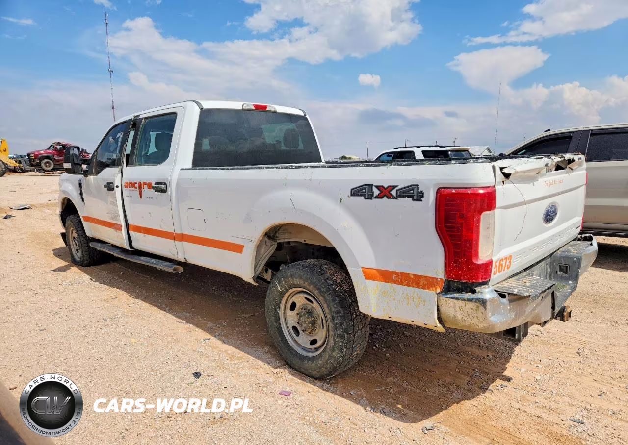 2017 Ford F250 Super Duty VIN:1FT7W2B6XHEE55673 - 2