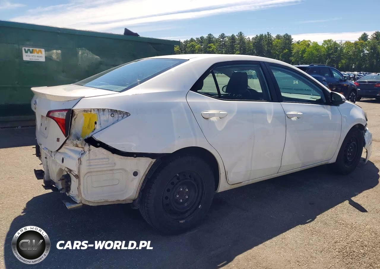 2015 Toyota Corolla S VIN:5YFBURHE7FP346529 - 3