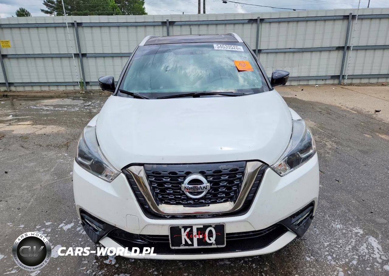 2019 Nissan Kicks Sr VIN:3N1CP5CU5KL483949 - 5