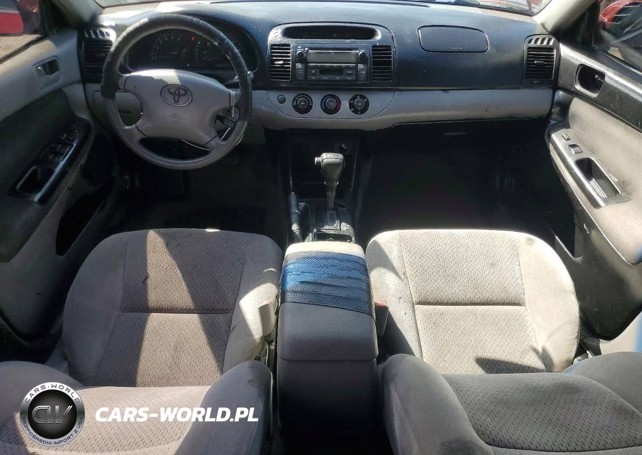2002 Toyota Camry Le VIN:4T1BE32K12U029525 - 8