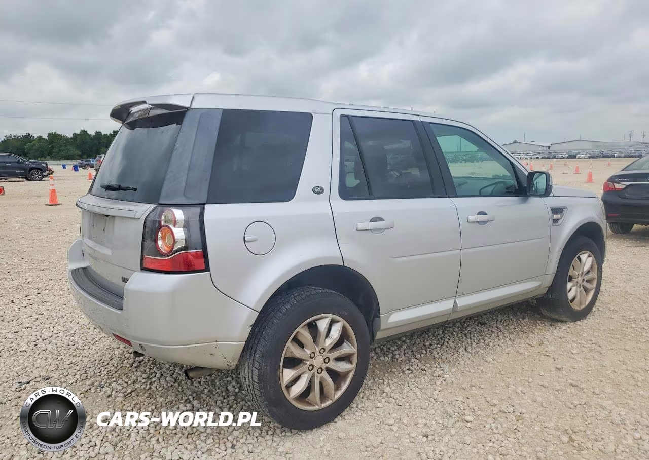 2015 Land Rover Lr2 Base VIN:SALFR2BG7FH424297 - 3