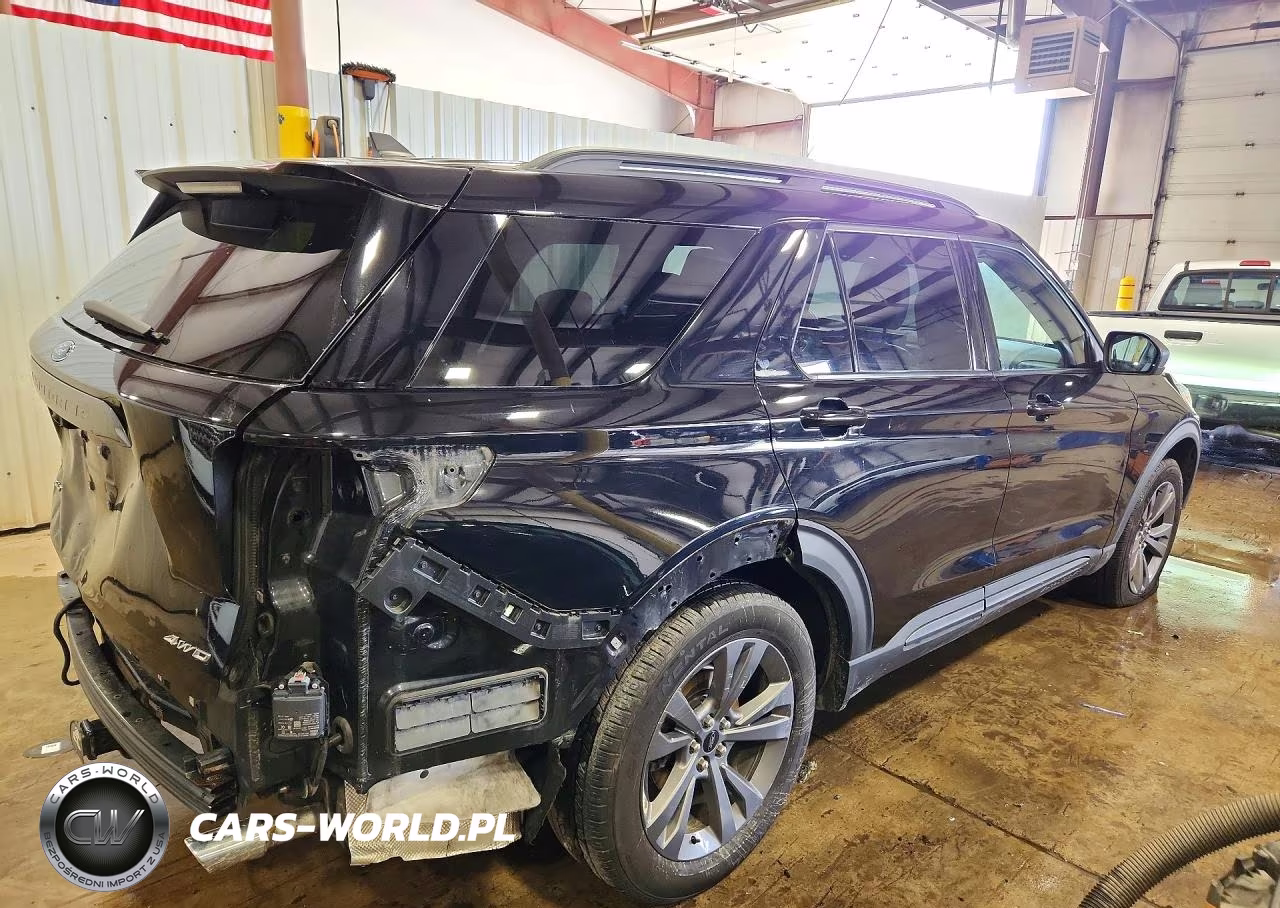 2021 Ford Explorer Xlt VIN:1FMSK8DH9MGA66962 - 3