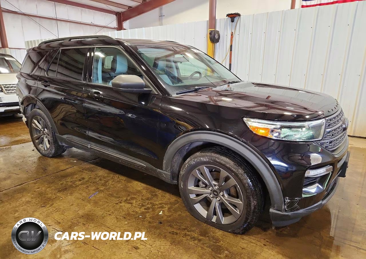 2021 Ford Explorer Xlt VIN:1FMSK8DH9MGA66962 - 4