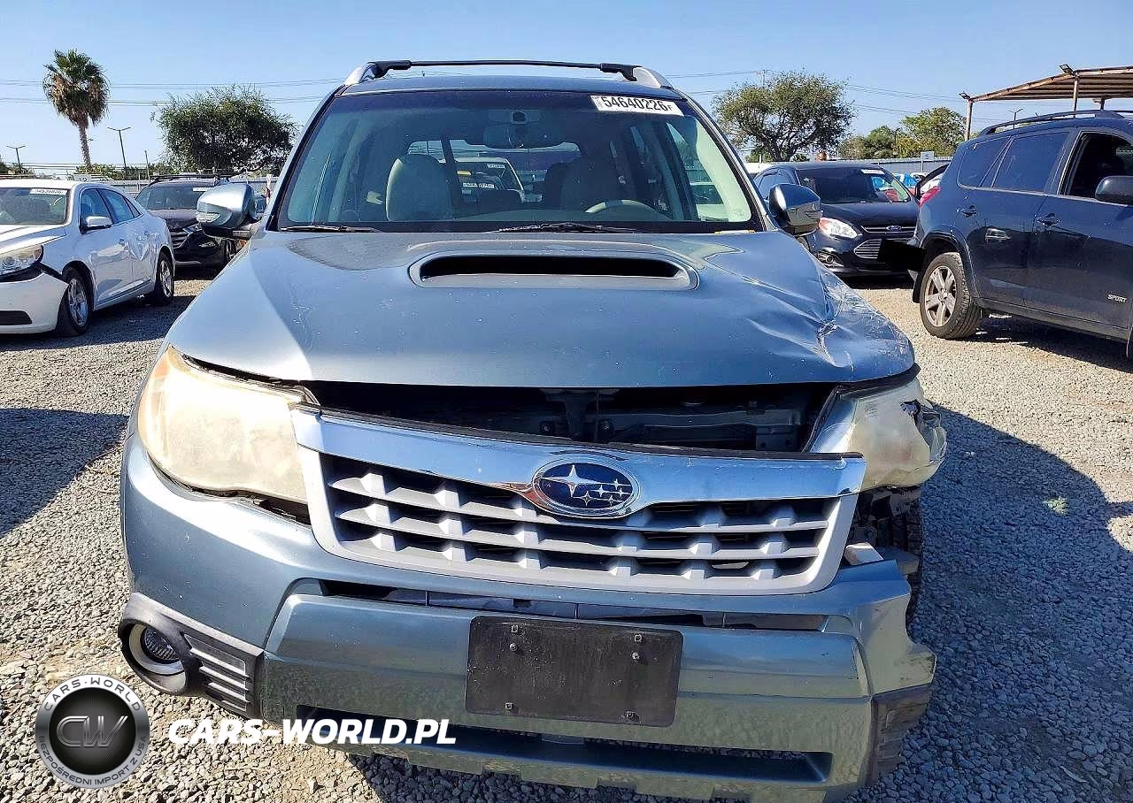2011 Subaru Forester Touring VIN:JF2SHGGC4BH701088 - 5