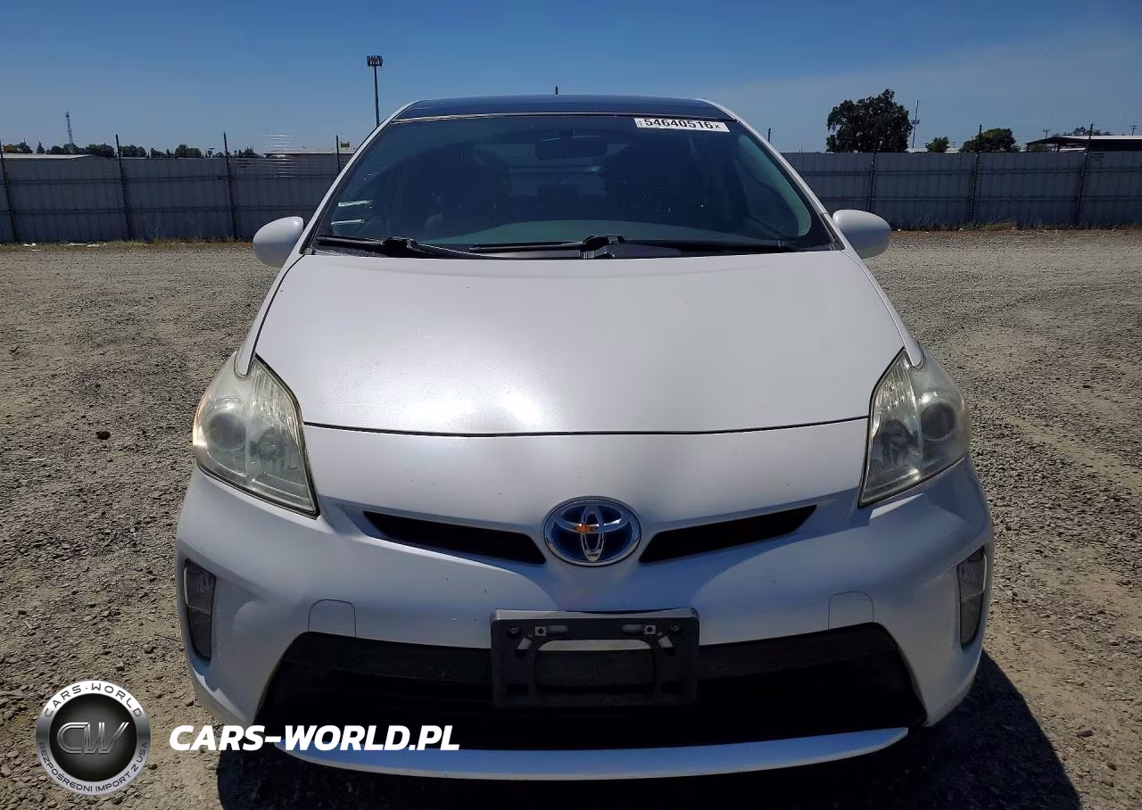 2012 Toyota Prius Three VIN:JTDKN3DU3C5472905 - 5