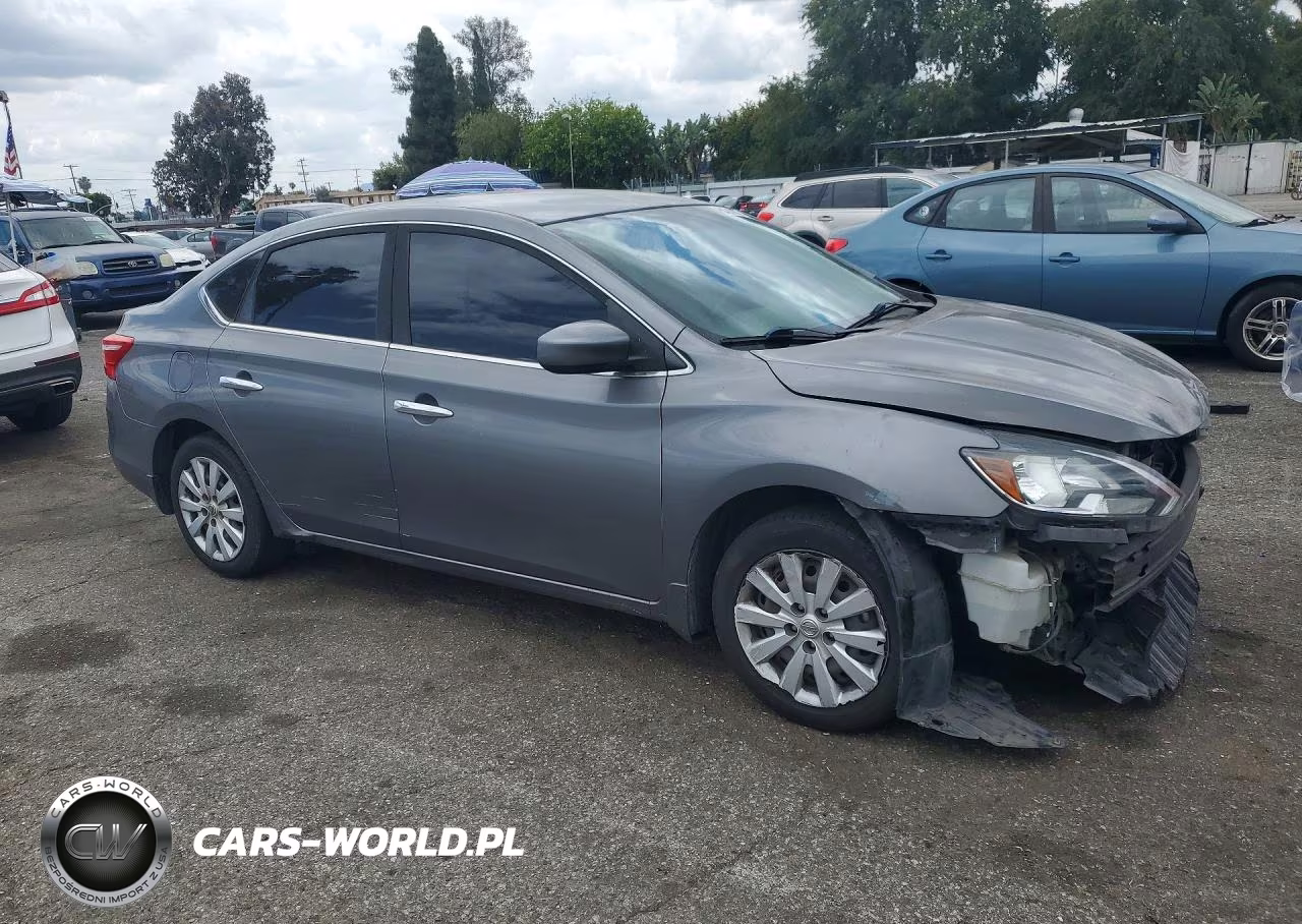 2016 Nissan Sentra S VIN:3N1AB7AP9GY312579 - 4