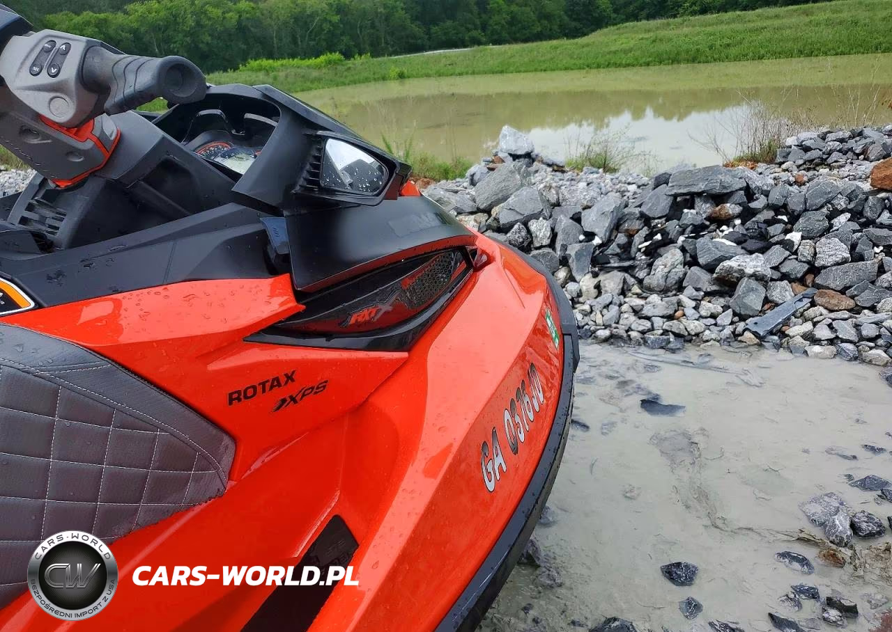 2016 Sea-Doo Rxt-X 300 VIN:YDV08143A616 - 10