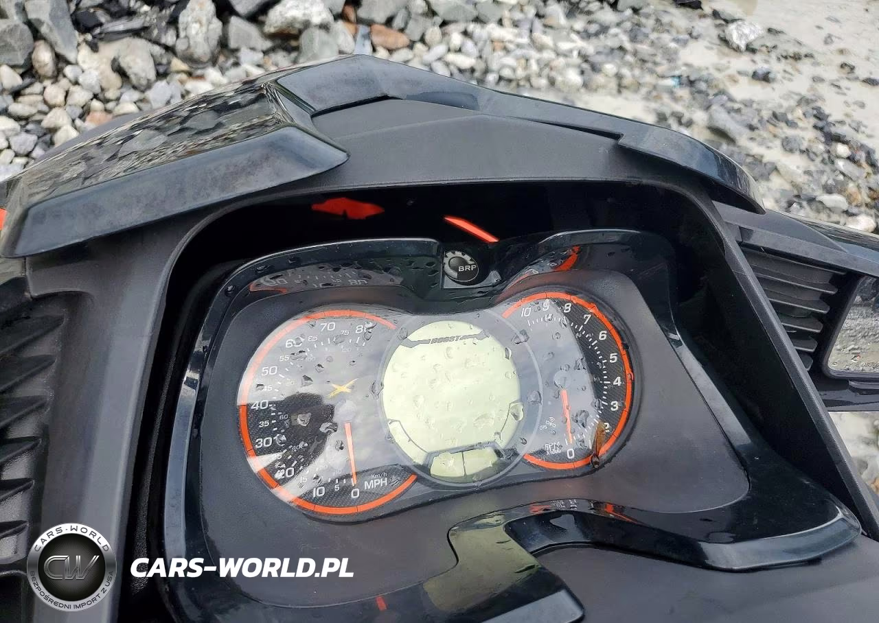 2016 Sea-Doo Rxt-X 300 VIN:YDV08143A616 - 8