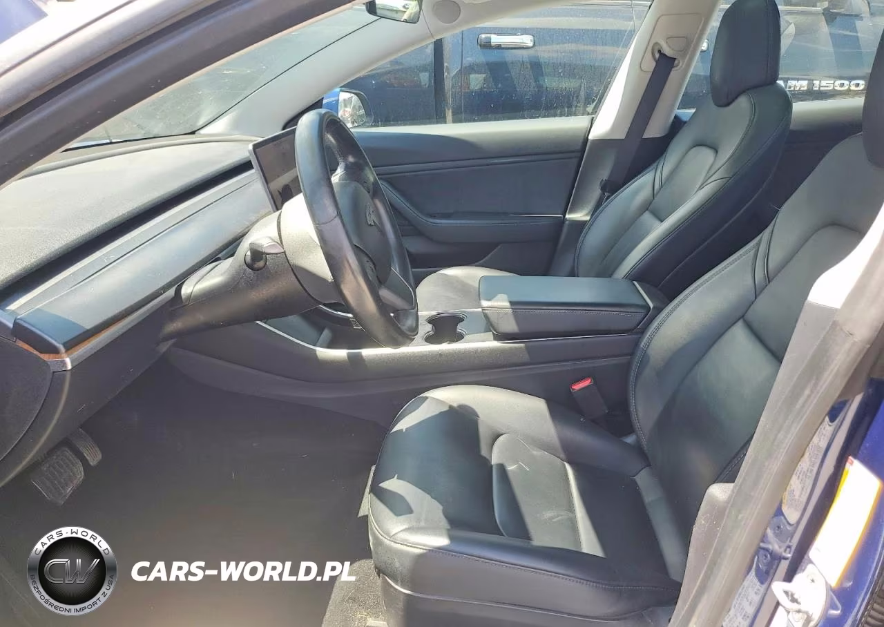 2019 Tesla Model 3 VIN:5YJ3E1EBXKF389863 - 7