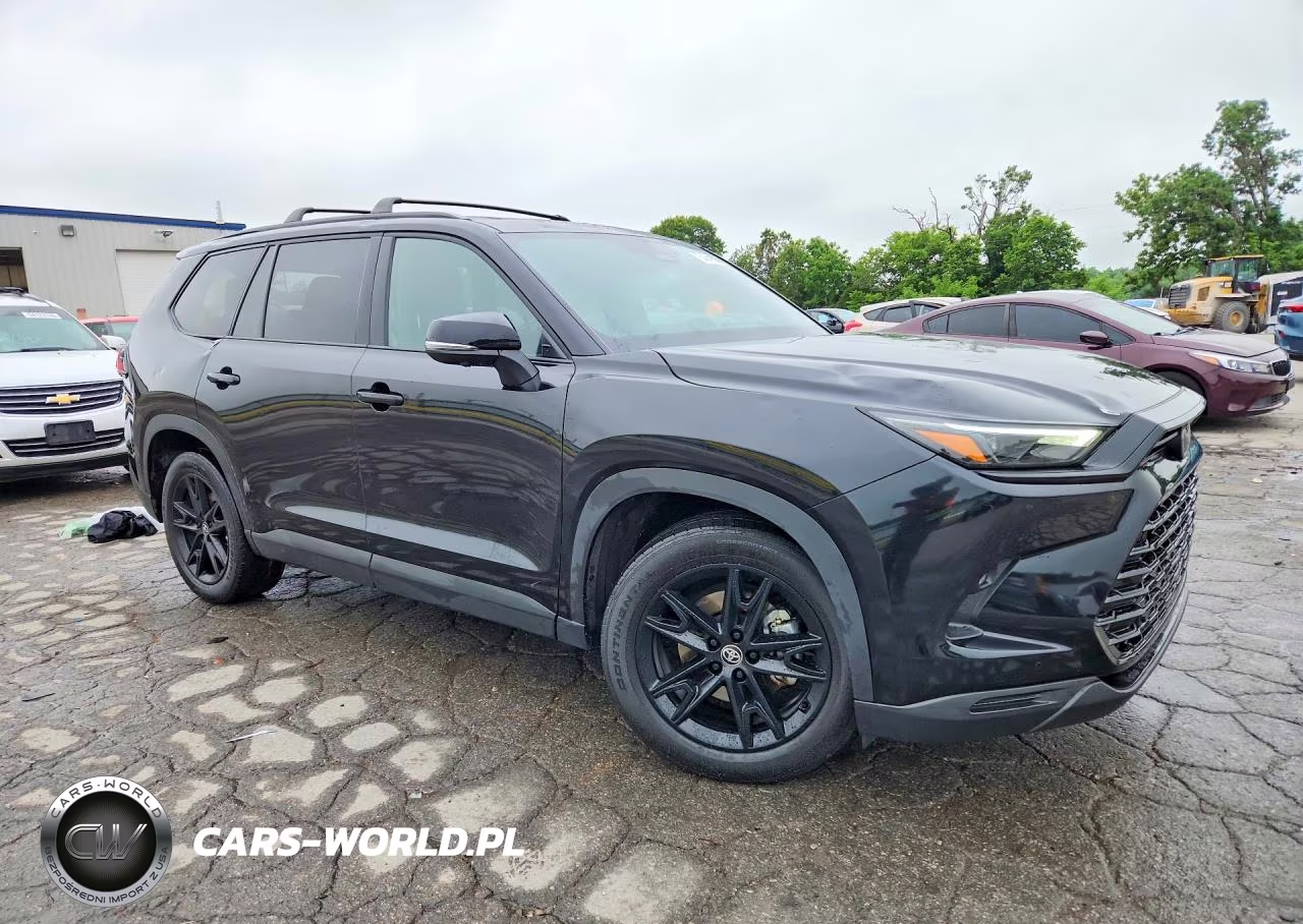 2025 Toyota Grand Highlander Hybrid Nightshade VIN:5TDACAB5XSS042282 - 4