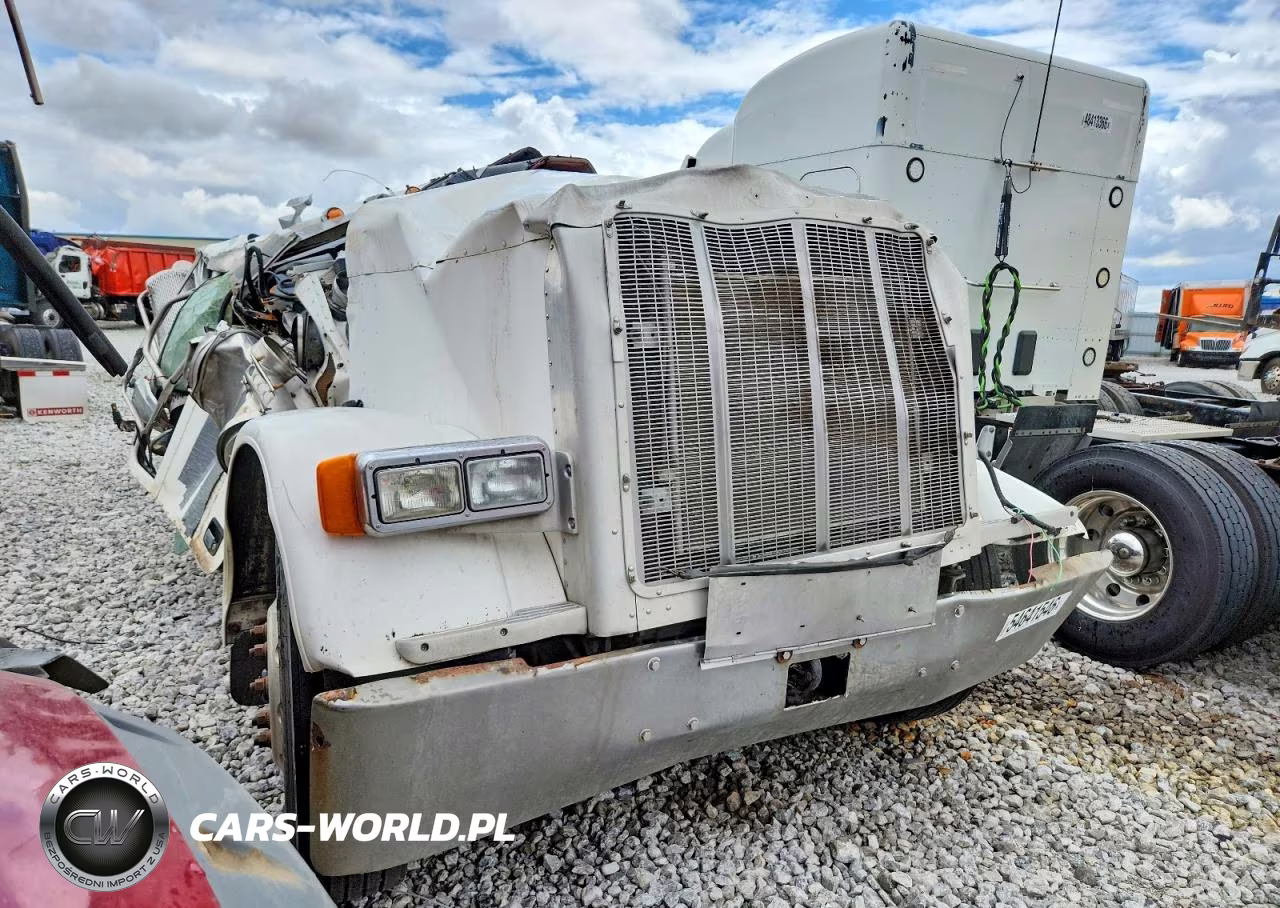 2005 Peterbilt 379 Semi Truck