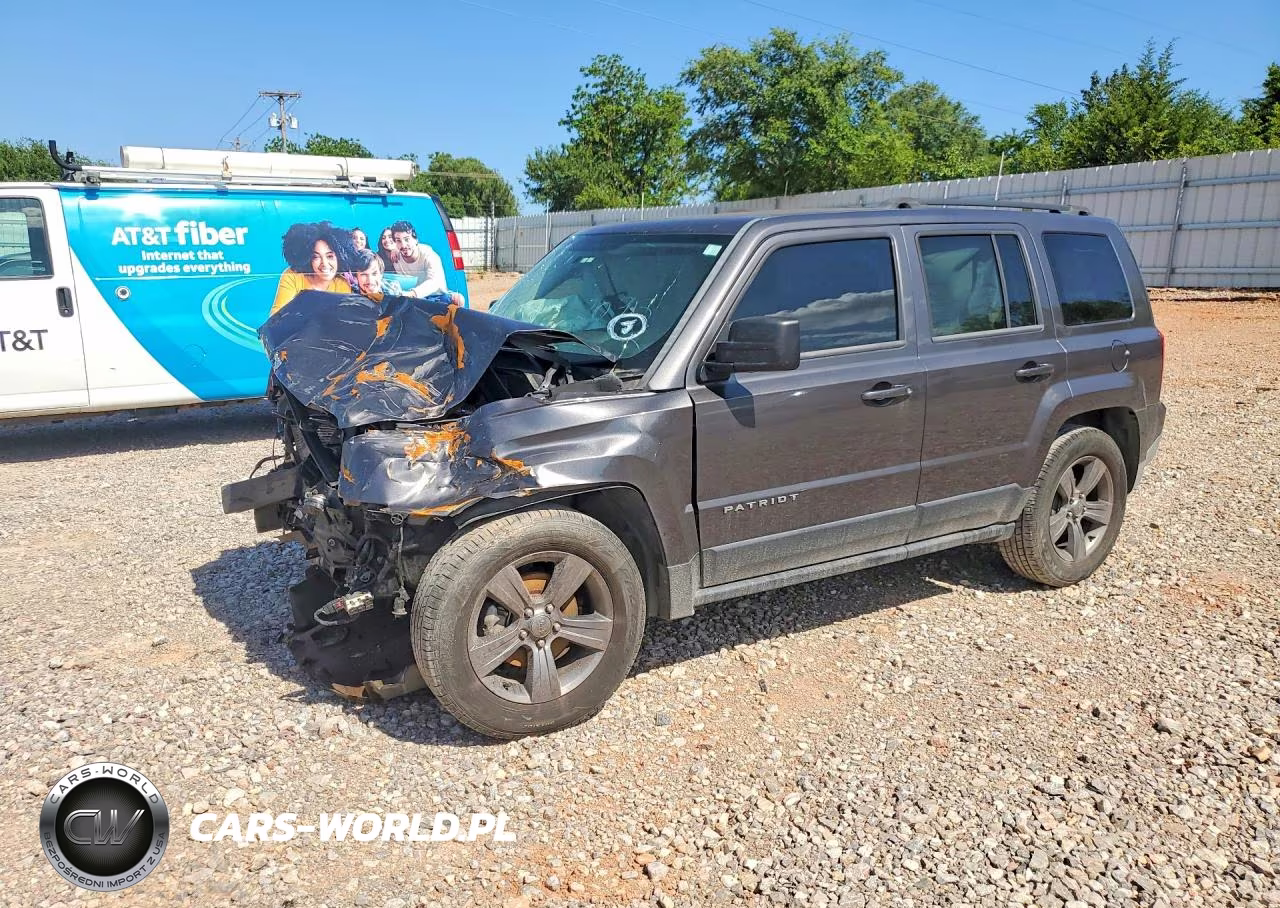2015 Jeep Patriot Latitude – zdjęcie 1 z 13