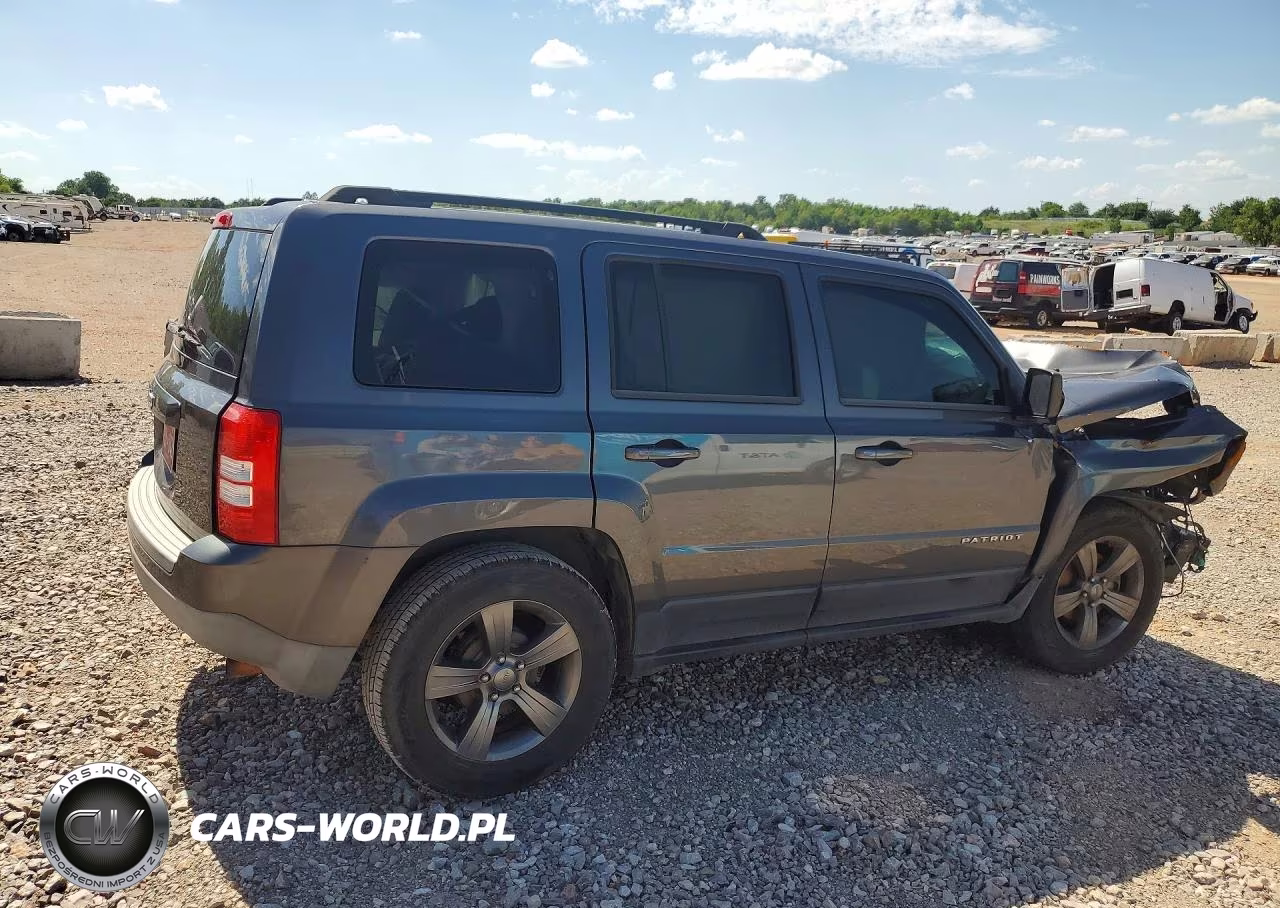 2015 Jeep Patriot Latitude VIN:1C4NJPFA1FD314690 - 3