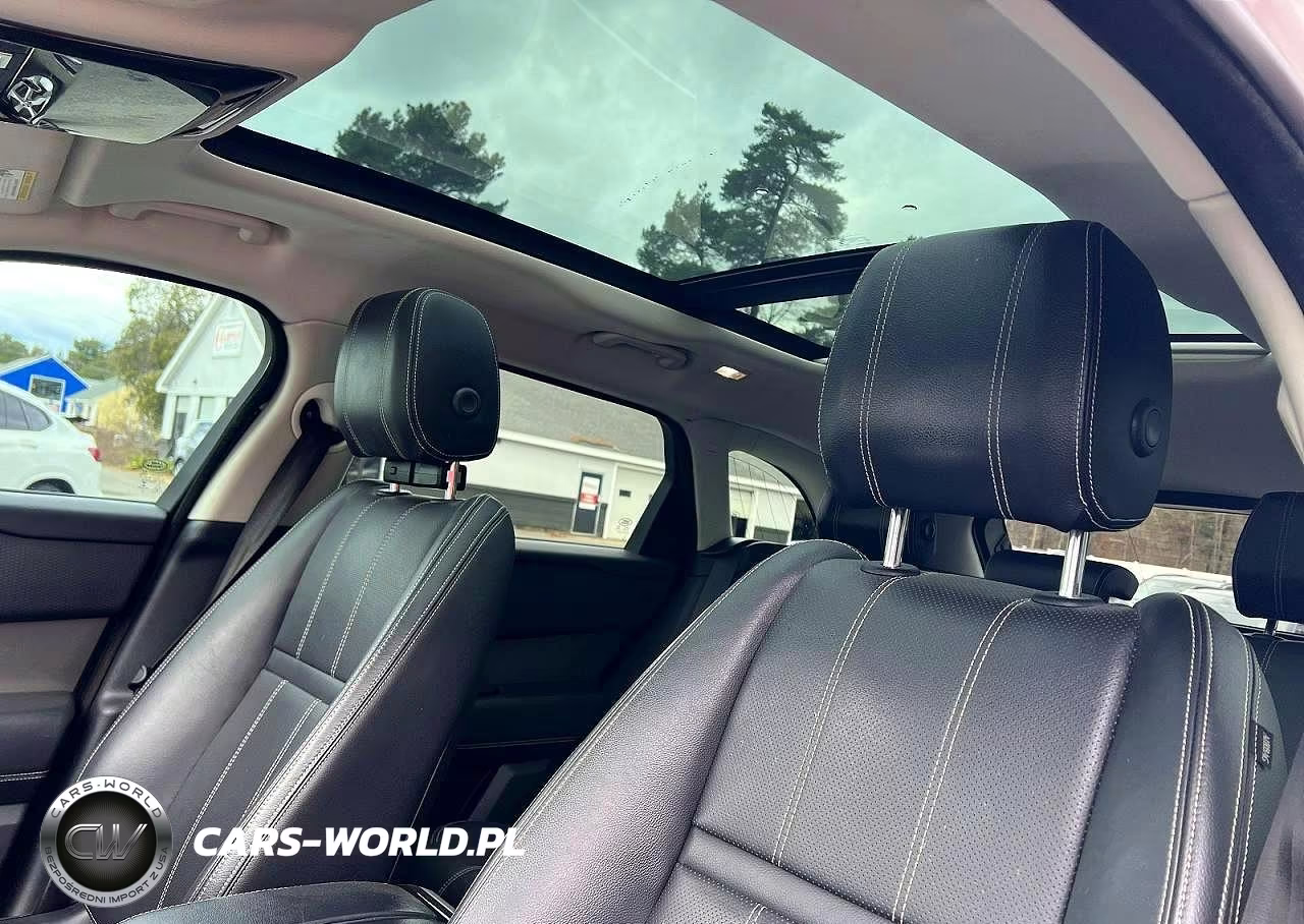 2018 Land Rover Range Rover Velar S VIN:SALYB2RVXJA727237 - 9