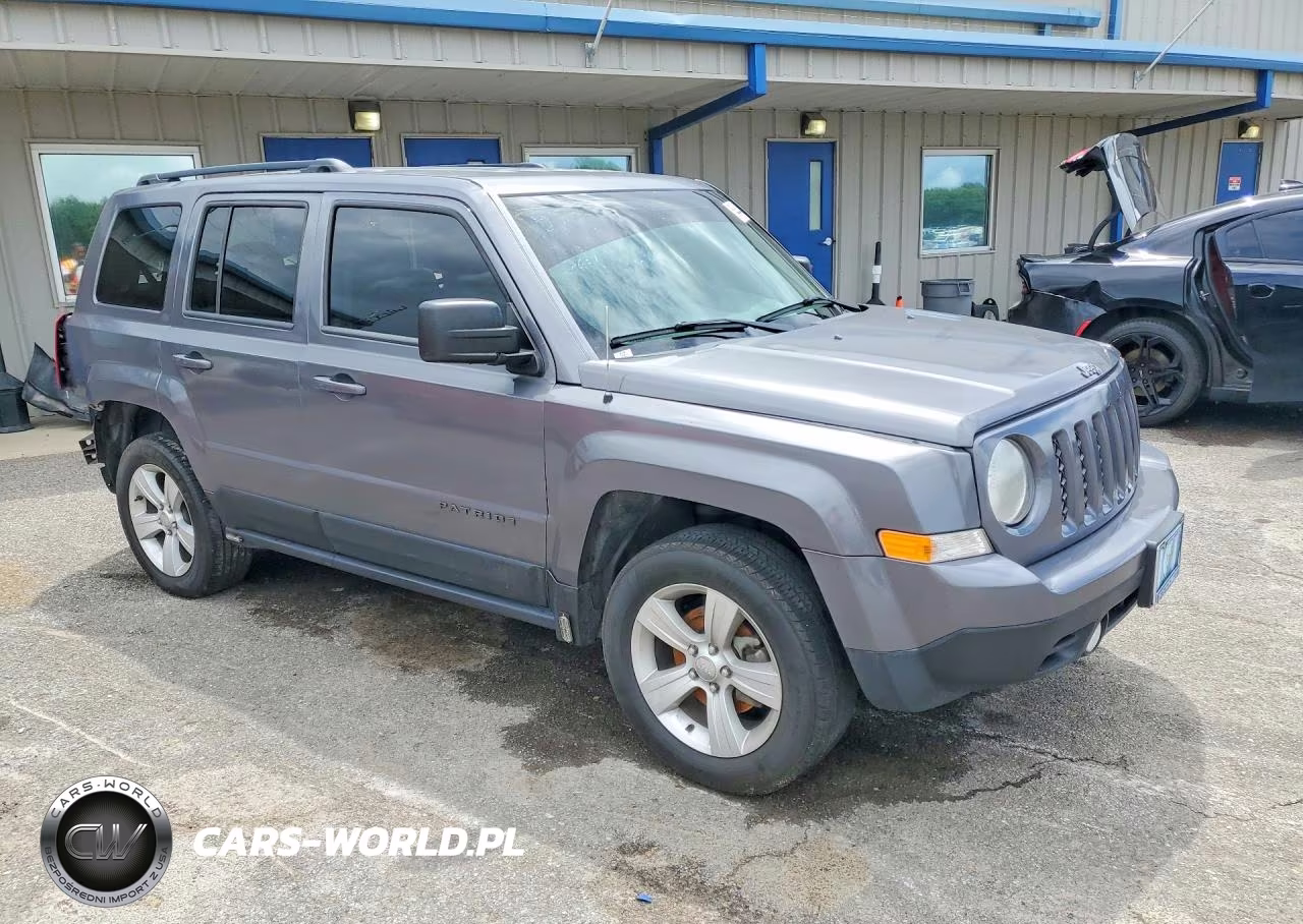 2016 Jeep Patriot Latitude VIN:1C4NJRFB0GD626800 - 4