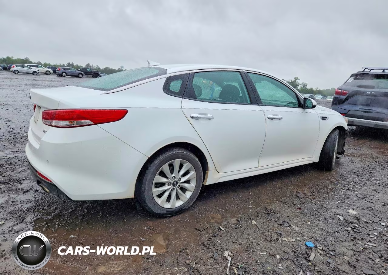 2018 Kia Optima Ex VIN:5XXGU4L37JG203676 - 3