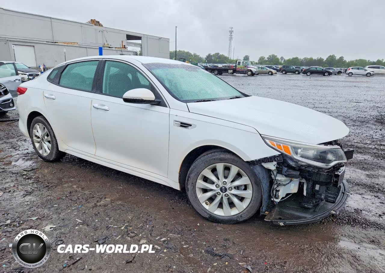 2018 Kia Optima Ex VIN:5XXGU4L37JG203676 - 4