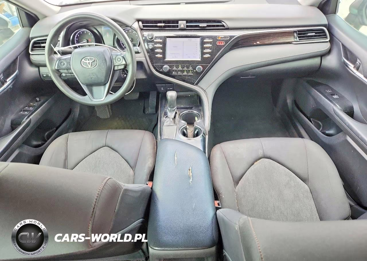 2019 Toyota Camry Le VIN:4T1B11HK0KU751446 - 8