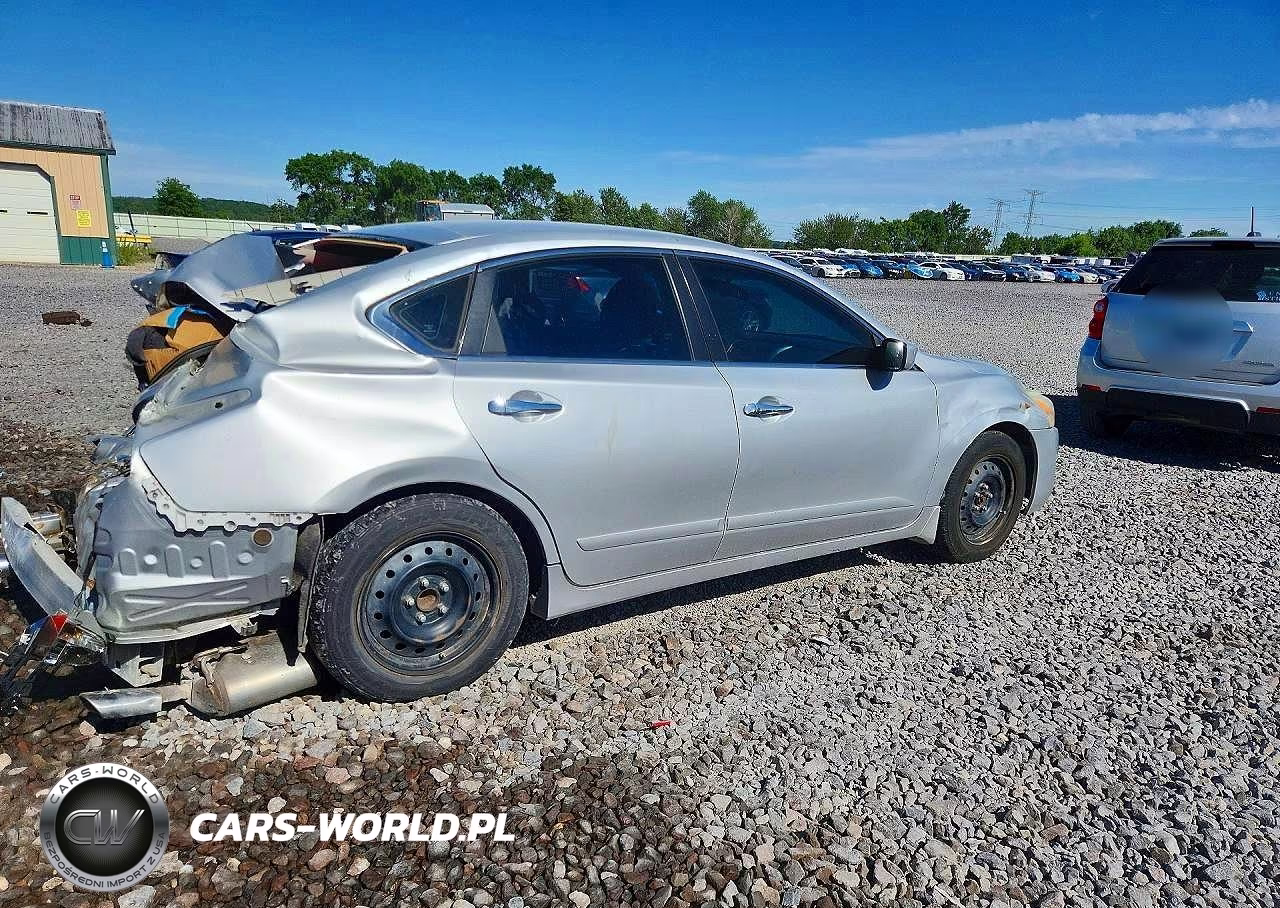 2013 Nissan Altima 2.5 VIN:1N4AL3AP8DC251660 - 3