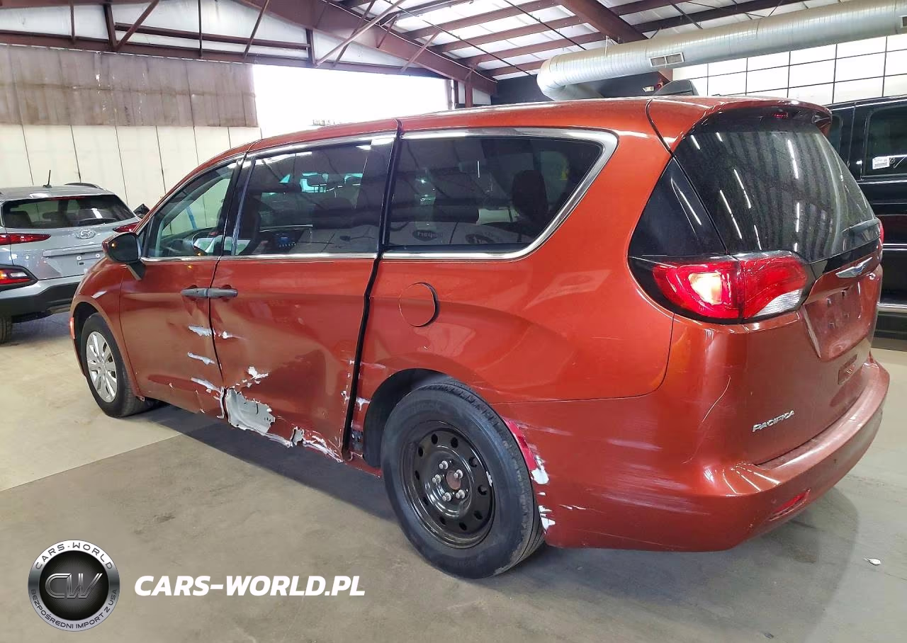 2018 Chrysler Pacifica L VIN:2C4RC1AG3JR172515 - 2