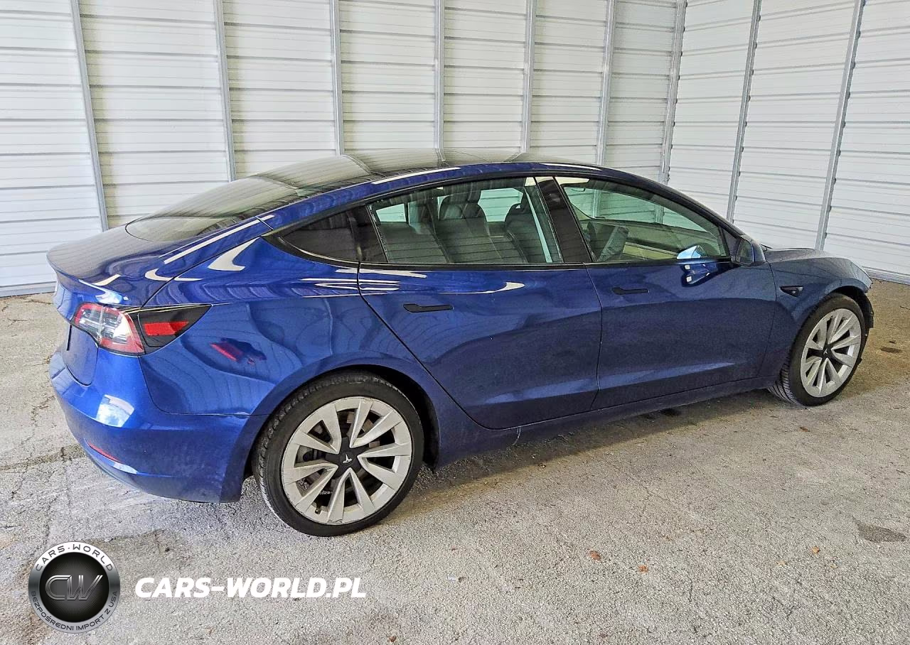 2023 Tesla Model 3 VIN:5YJ3E1EAXPF438025 - 3