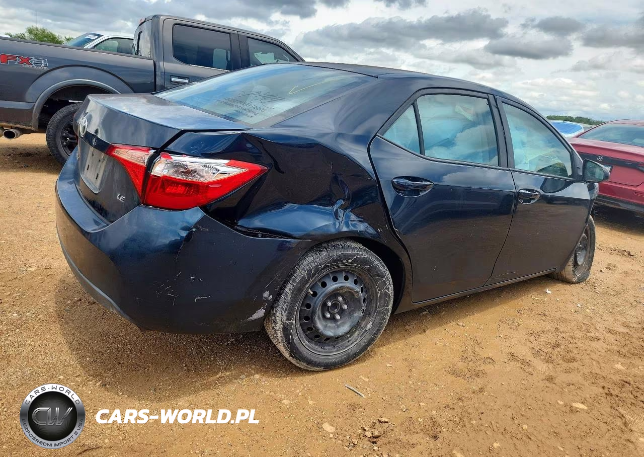 2018 Toyota Corolla Le VIN:2T1BURHE7JC066893 - 3