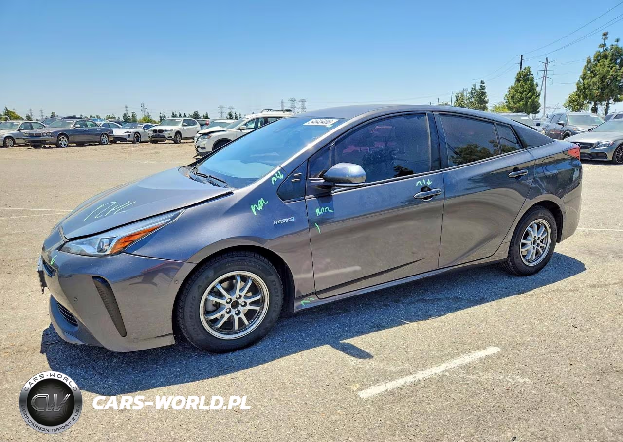 2021 Toyota Prius Le – zdjęcie 1 z 12