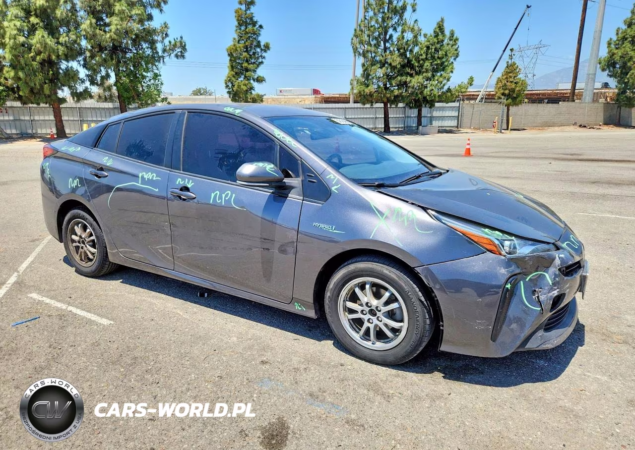 2021 Toyota Prius Le VIN:JTDKAMFU6M3148231 - 4