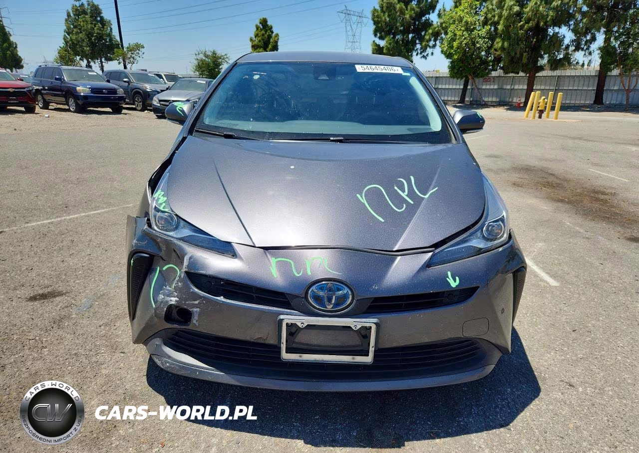 2021 Toyota Prius Le VIN:JTDKAMFU6M3148231 - 5
