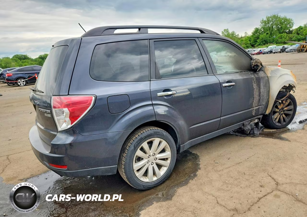 2012 Subaru Forester Limited VIN:JF2SHAEC1CH445333 - 3