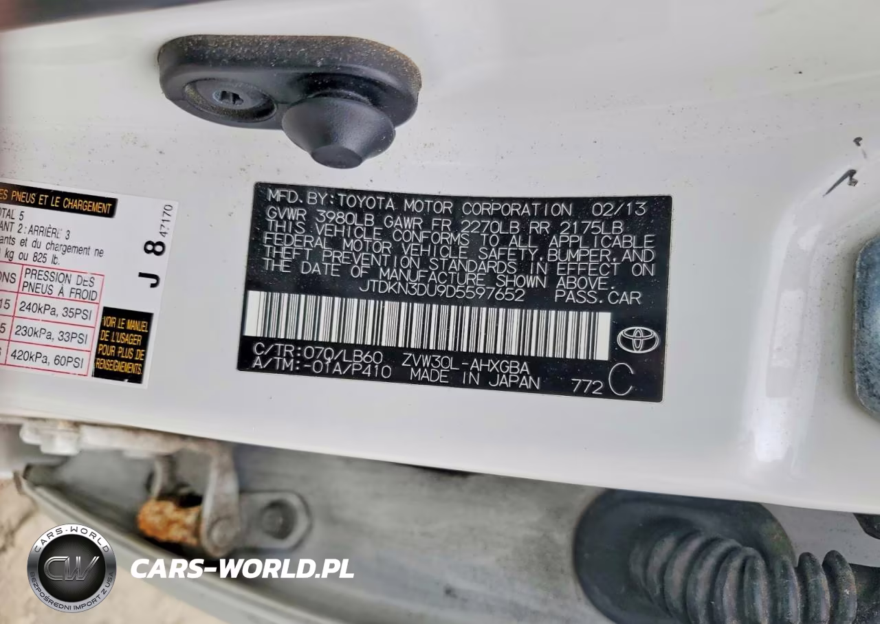 2013 Toyota Prius Four VIN:JTDKN3DU9D5597652 - 12