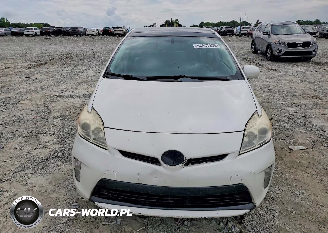 2013 Toyota Prius Four VIN:JTDKN3DU9D5597652 - 5