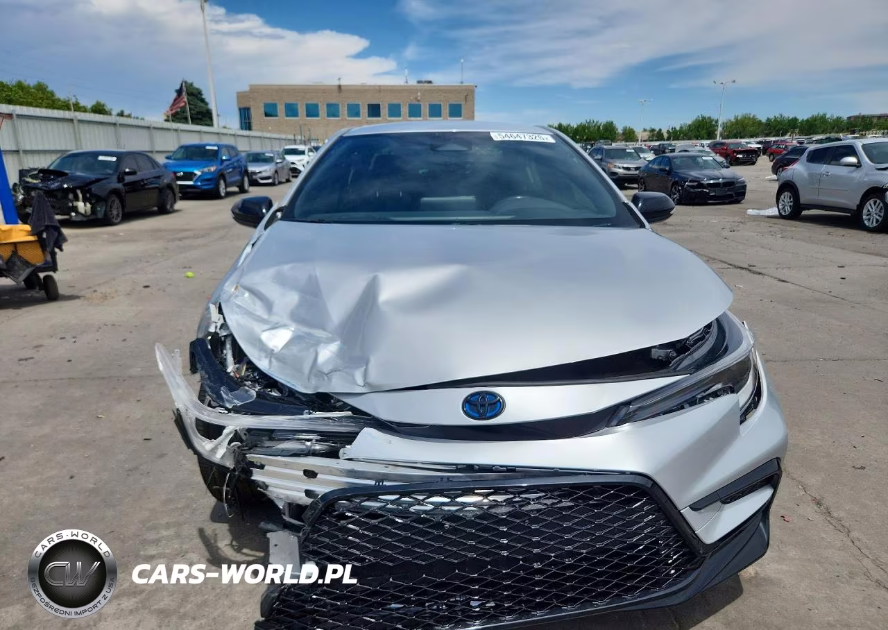 2024 Toyota Corolla Hybrid Nightshade VIN:JTDBCMFE9R3062311 - 5