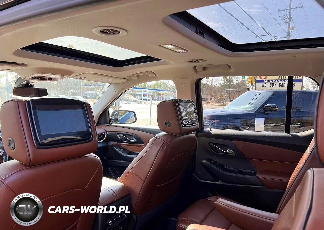 2019 Chevrolet Traverse High Country VIN:1GNEVJKW3KJ264381 - 11