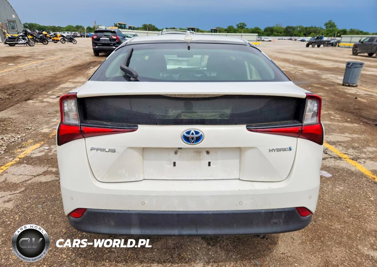 2020 Toyota Prius Le VIN:JTDKARFU7L3110017 - 6