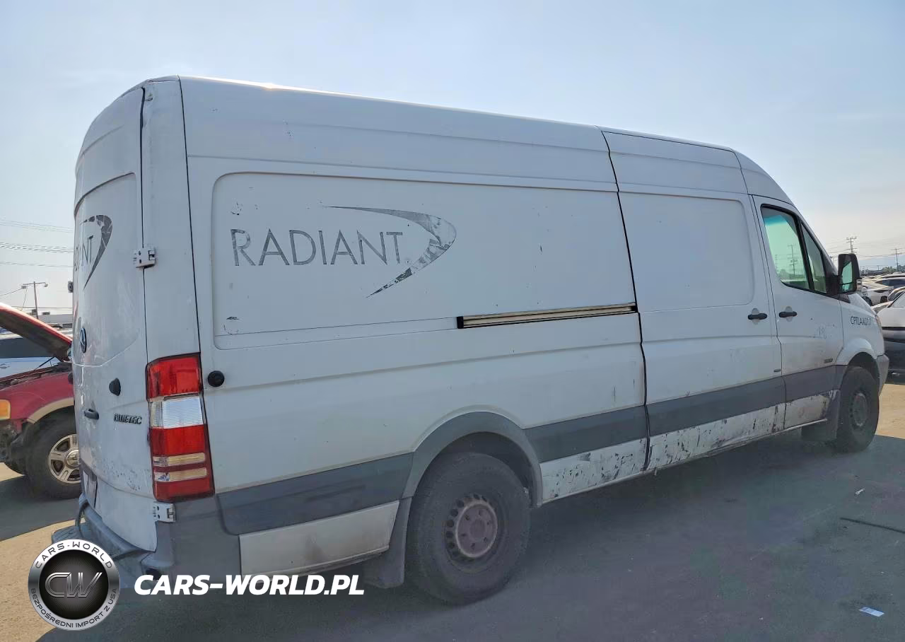 2013 Mercedes-Benz Sprinter 2500 VIN:WD3PE8CC6D5754642 - 3