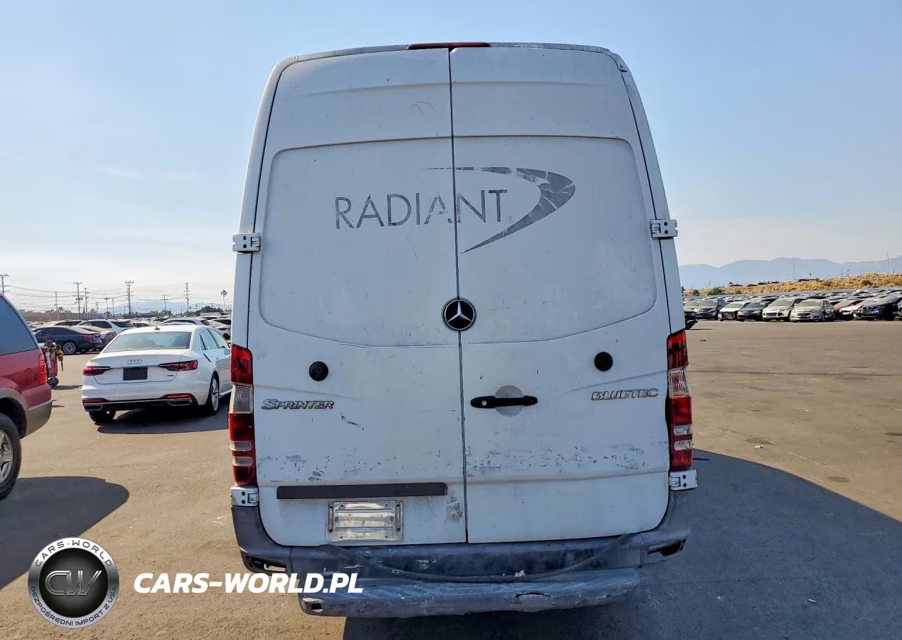 2013 Mercedes-Benz Sprinter 2500 VIN:WD3PE8CC6D5754642 - 6