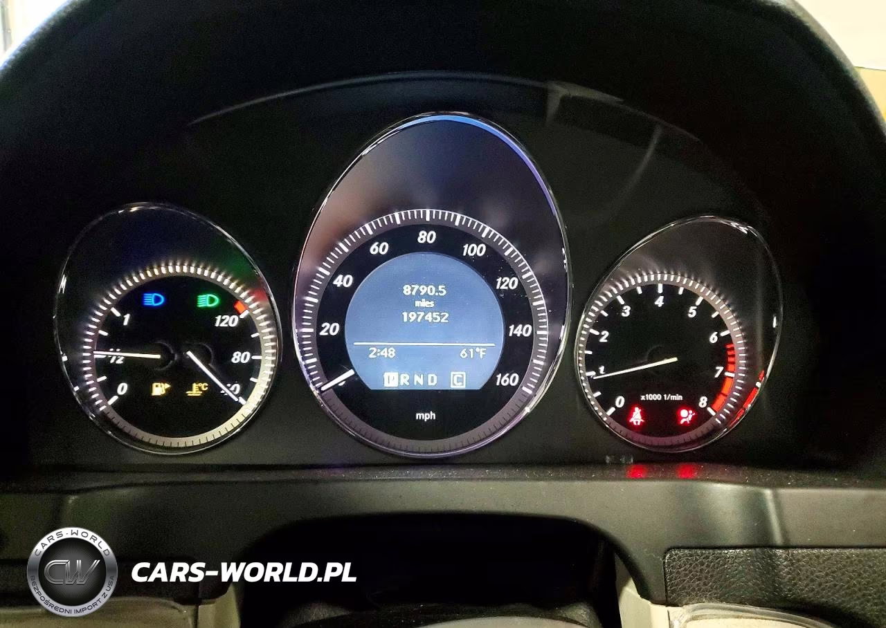 2010 Mercedes-Benz C 300 4Matic VIN:WDDGF8BBXAF448714 - 9