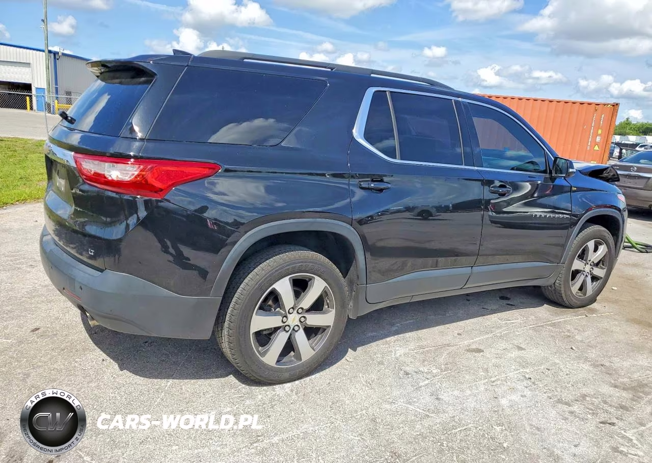 2020 Chevrolet Traverse Lt VIN:1GNERHKW3LJ175764 - 3