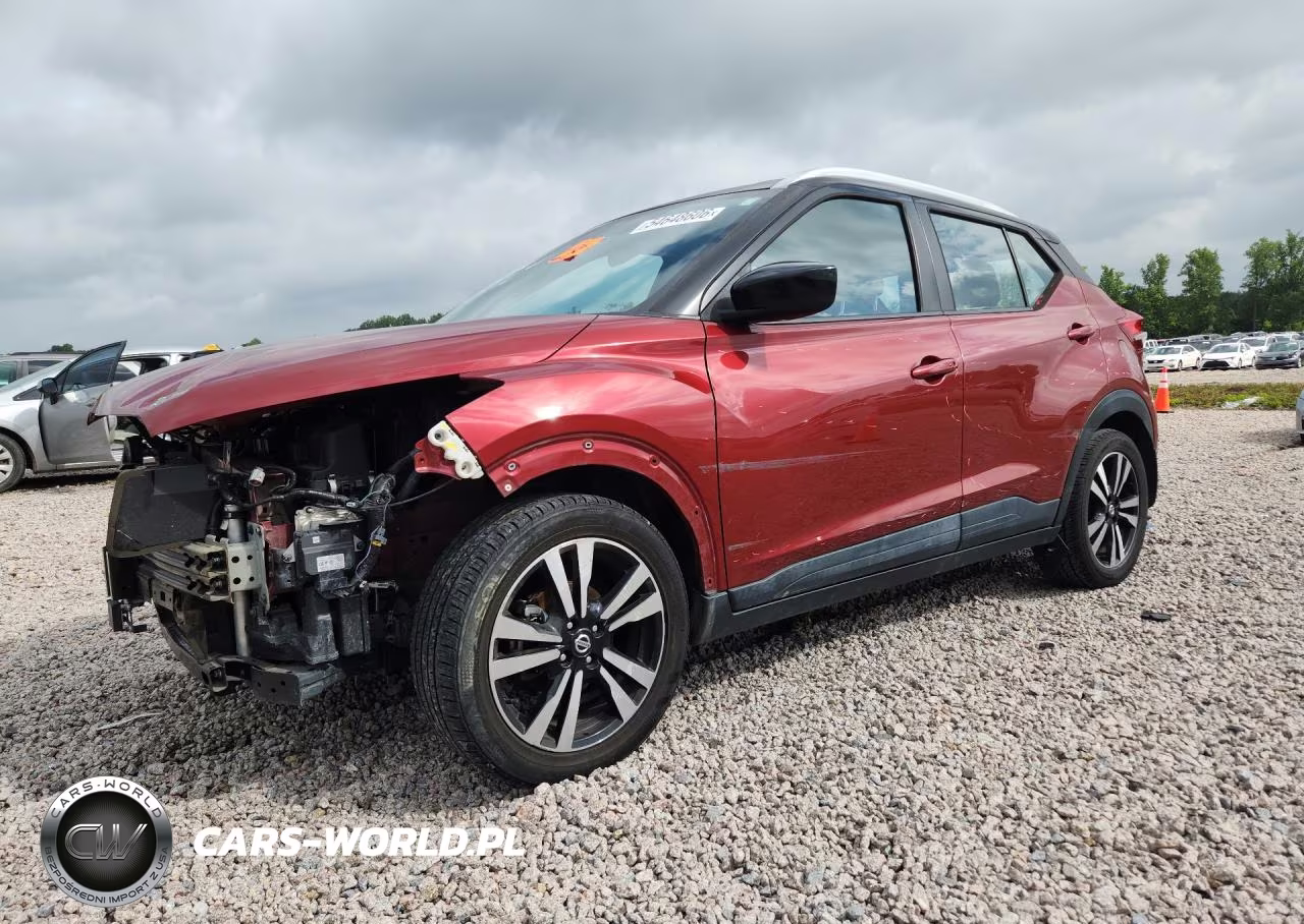 2020 Nissan Kicks Sv